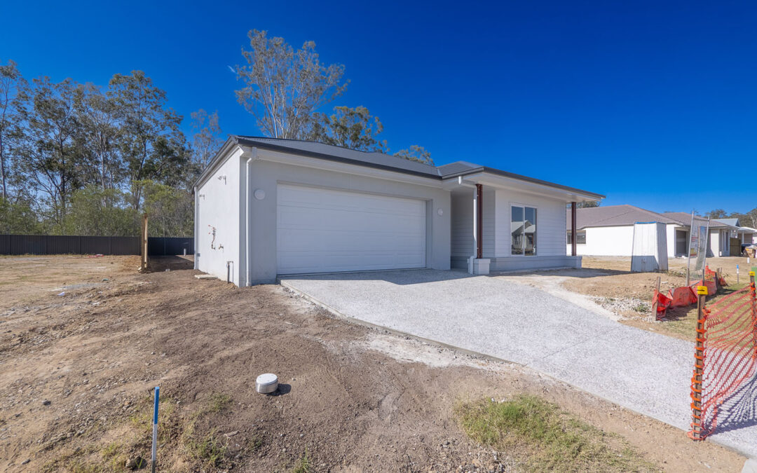 Spotlight on Quality: The Materials and Craftsmanship Behind Every Leonard Home